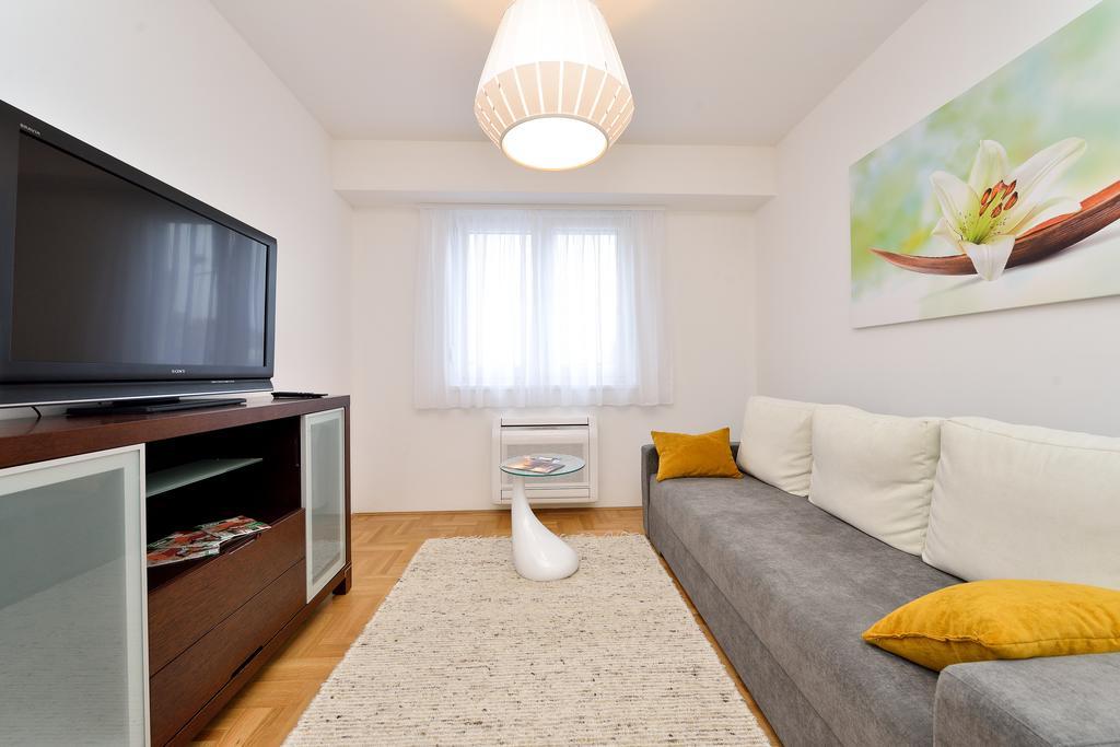 Apartment Sweet Corner ซาดาร์ ภายนอก รูปภาพ